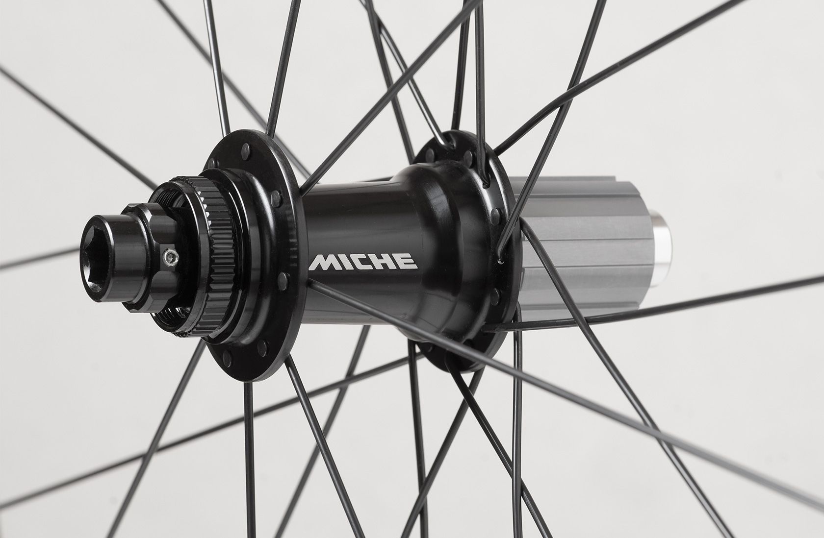 Miche Asfalto 45mm wheelset Thru Axle TL SH compatible