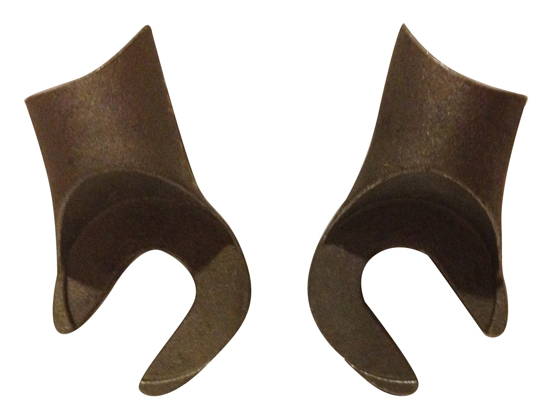 Cast front dropout socket dropout